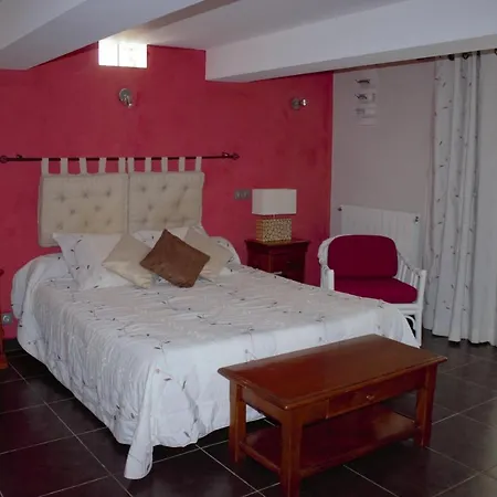 Clôt De Félines Chambre Spacieuse Entrevaux